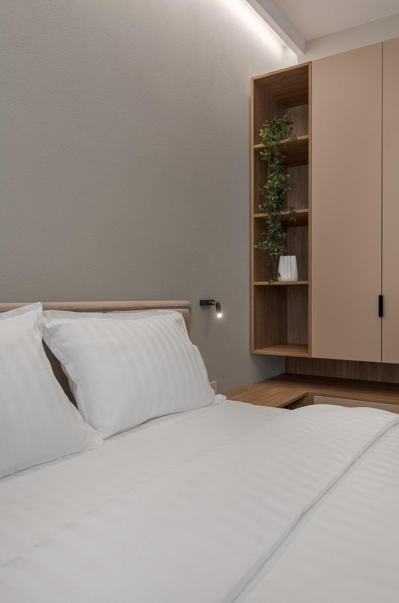 Oasis Rooms Oradea Exteriör bild