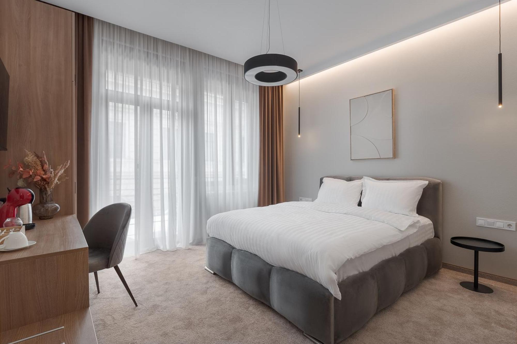 Oasis Rooms Oradea Exteriör bild