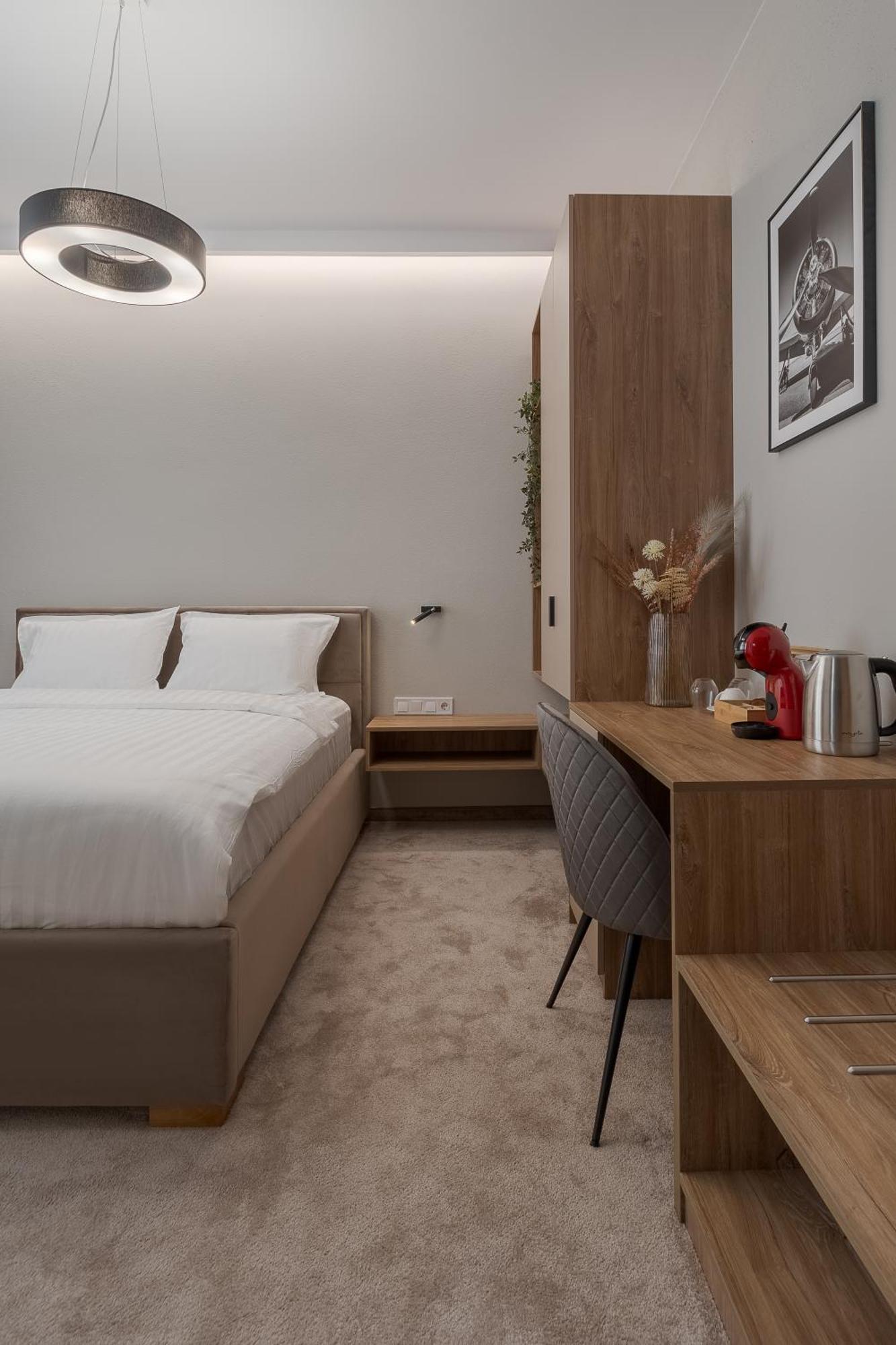 Oasis Rooms Oradea Exteriör bild